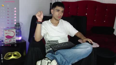 Snapshot of zack_xtreme chatting on 10.05.25 Xavi online show from 10.05.25