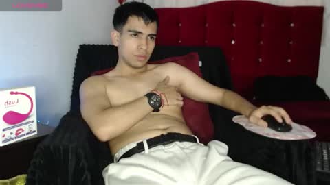 Snapshot of zack_xtreme chatting on 10.12.25 Xavi online show from 10.12.25