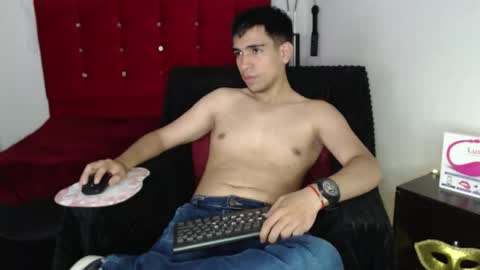 Snapshot of zack_xtreme chatting on 10.15.25 Xavi online show from 10.15.25