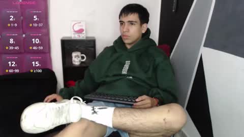 Snapshot of zack_xtreme chatting on 10.26.25 Xavi online show from 10.26.25