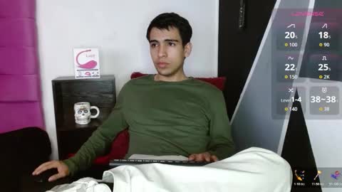 Snapshot of zack_xtreme chatting on 11.06.25 Xavi online show from 11.06.25