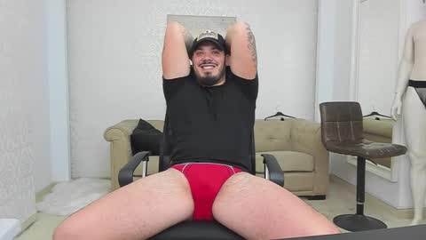 Snapshot of zackconnorsx chatting on 12.09.24 Zack online show from 12.09.24