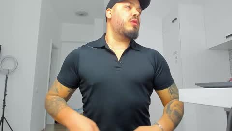 Snapshot of zackconnorsx chatting on 03.10.25 Zack online show from 03.10.25