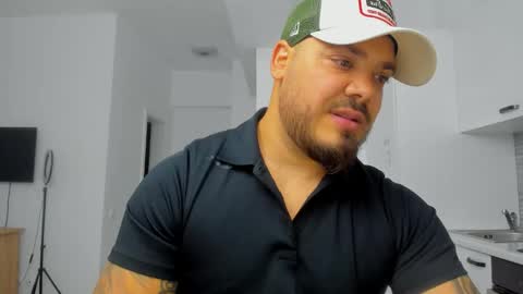 Snapshot of zackconnorsx chatting on 09.14.25 Zack online show from 09.14.25