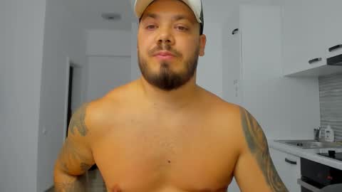 Snapshot of zackconnorsx chatting on 09.20.25 Zack online show from 09.20.25