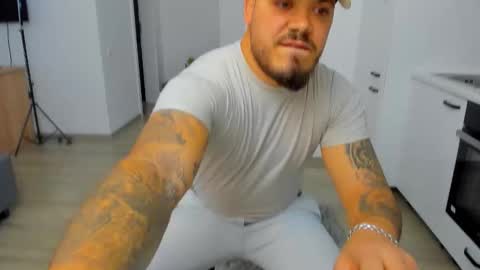 Snapshot of zackconnorsx chatting on 11.04.25 Zack online show from 11.04.25