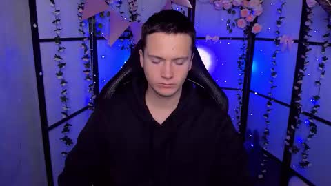 Snapshot of zackhandsome chatting on 10.07.25 Zack online show from 10.07.25