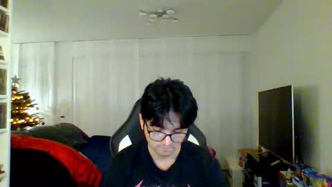 Snapshot of zactatum1 chatting on 12.17.24 zac online show from 12.17.24