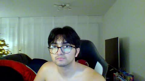 Snapshot of zactatum1 chatting on 12.19.24 zac online show from 12.19.24