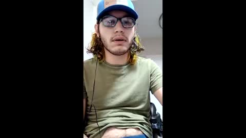 Snapshot of zacthefeetguy chatting on 01.06.26 ZactheFeetGuy online show from 01.06.26