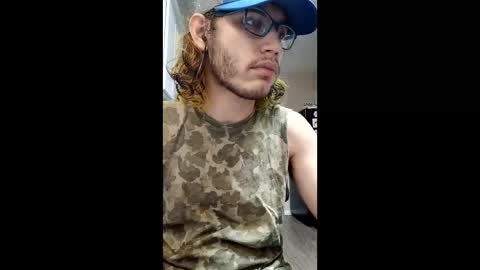 Snapshot of zacthefeetguy chatting on 01.10.26 ZactheFeetGuy online show from 01.10.26