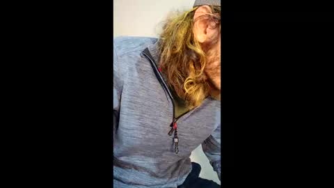 Snapshot of zacthefeetguy chatting on 02.25.26 ZactheFeetGuy online show from 02.25.26