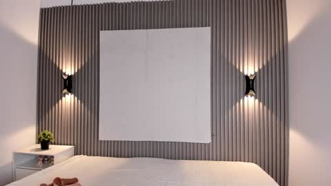 Snapshot of zafiiraa chatting on 02.04.25 zafira online show from 02.04.25