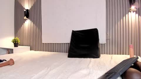 Snapshot of zafiiraa chatting on 02.27.25 zafira online show from 02.27.25