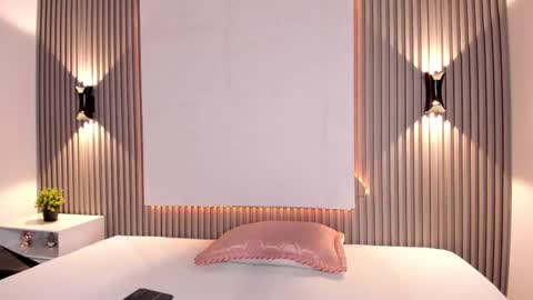 Snapshot of zafiiraa chatting on 03.07.25 zafira online show from 03.07.25