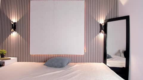 Snapshot of zafiiraa chatting on 09.10.25 zafira online show from 09.10.25