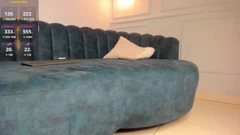 Zafiro  online show from 03.21.26