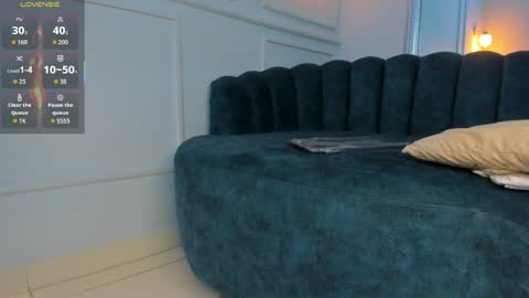 Zafiro  online show from 04.22.26