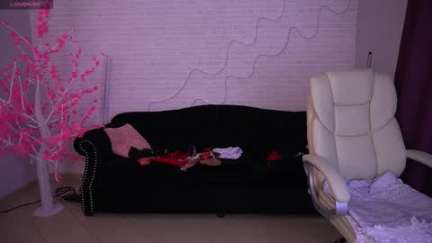 Zafiramoonn online show from 02.25.26