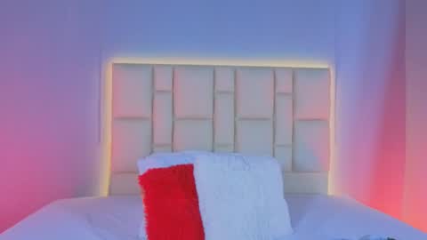 Zafiro Brown online show from 12.01.25