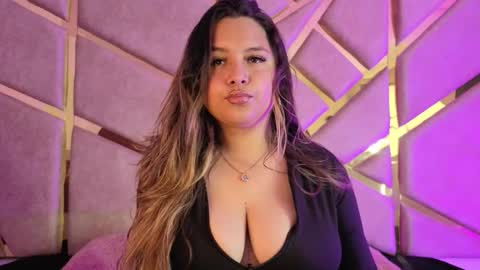 Claire  online show from 11.15.25