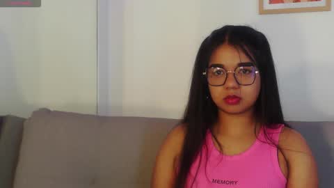 Snapshot of zafiro_evans chatting on 10.23.25 zafiro_evans online show from 10.23.25