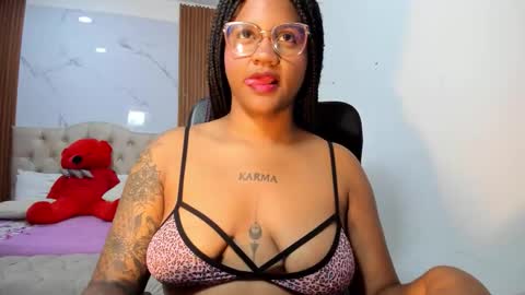 zahra_rose online show from 02.02.26