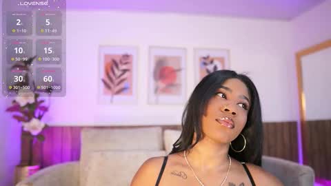 Zara Williams online show from 10.21.25