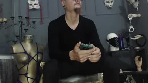 Snapshot of zainkreiger chatting on 03.29.26 Dom Zain online show from 03.29.26