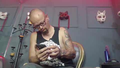 Snapshot of zainkreiger chatting on 08.10.26 Dom Zain online show from 08.10.26