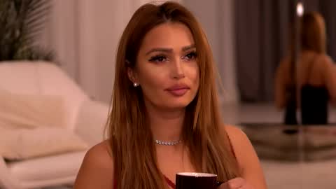 Snapshot of zairalure chatting on 11.14.25 Zaira online show from 11.14.25