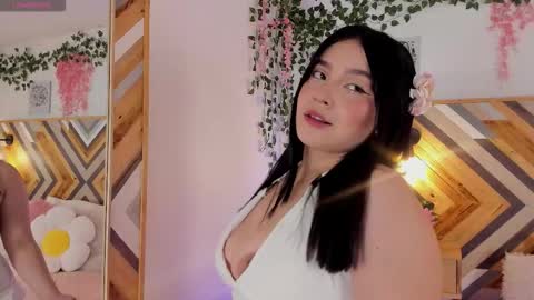 Snapshot of zairavancleef chatting on 02.13.26 Zaira online show from 02.13.26