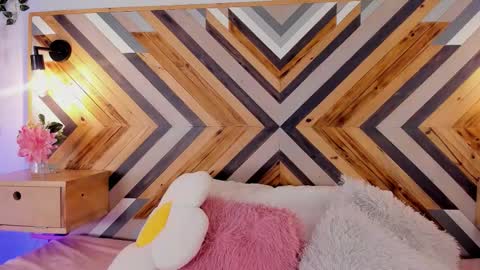 Snapshot of zairavancleef chatting on 02.17.26 Zaira online show from 02.17.26