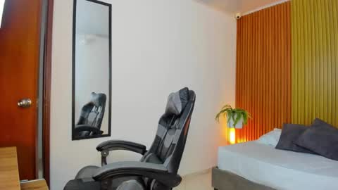 Z A K I A online show from 02.10.26