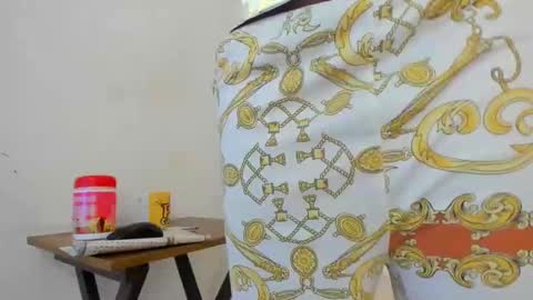 Snapshot of zamara__ chatting on 02.25.25 Zamara online show from 02.25.25