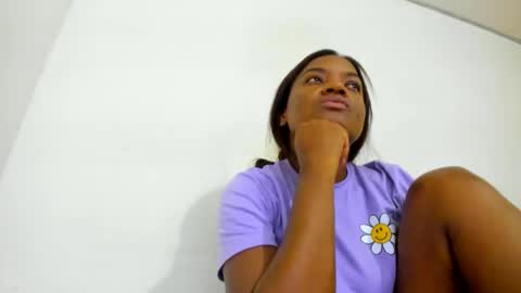 Snapshot of zamara__ chatting on 03.05.25 Zamara online show from 03.05.25