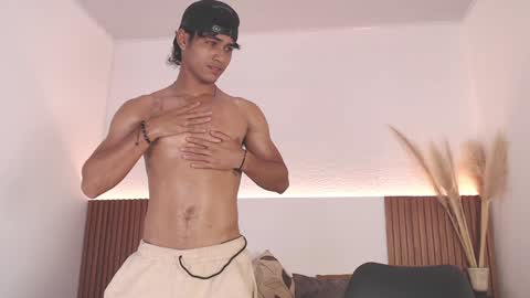 Zander online show from 12.11.24