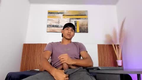 Zander online show from 11.22.25