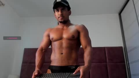 Snapshot of zane_lux chatting on 02.27.25 Zane Lux online show from 02.27.25