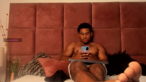 Snapshot of zane_lux chatting on 03.08.25 Zane Lux online show from 03.08.25