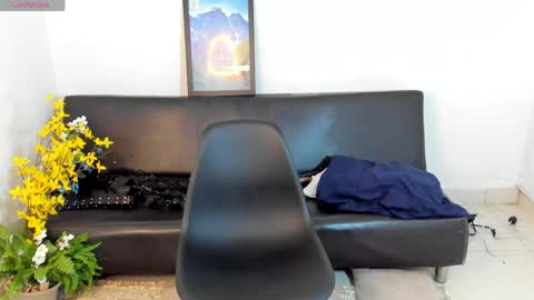 Zane Lux online show from 04.10.26