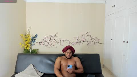 Snapshot of zane_lux chatting on 06.28.26 Zane Lux online show from 06.28.26