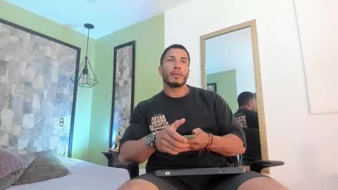 Snapshot of zanemaverick chatting on 02.04.26 zanemaverick online show from 02.04.26