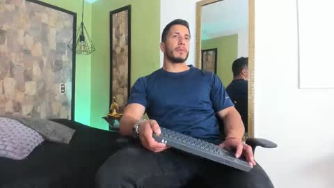 Snapshot of zanemaverick chatting on 02.10.26 zanemaverick online show from 02.10.26