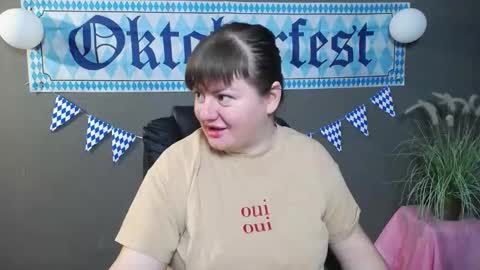 Snapshot of zannadreil chatting on 10.08.25 zannadreil online show from 10.08.25