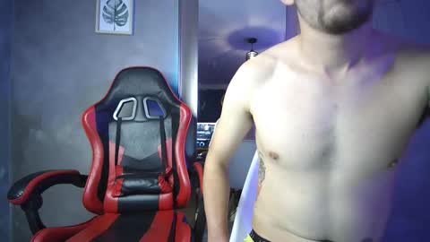 Snapshot of zanty2308 chatting on 11.04.25 Tiiago Mallz online show from 11.04.25