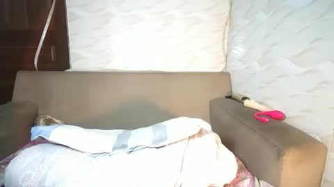 Zara Dane online show from 09.30.25