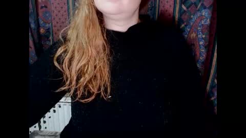 Kate. if im not here im here foxy red333 online show from 12.19.24