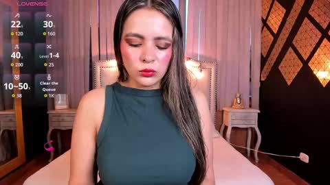 zara_smtih online show from 10.01.25