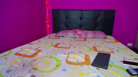 Snapshot of zara_tattoox chatting on 01.08.25 ZARA ANYELINA online show from 01.08.25